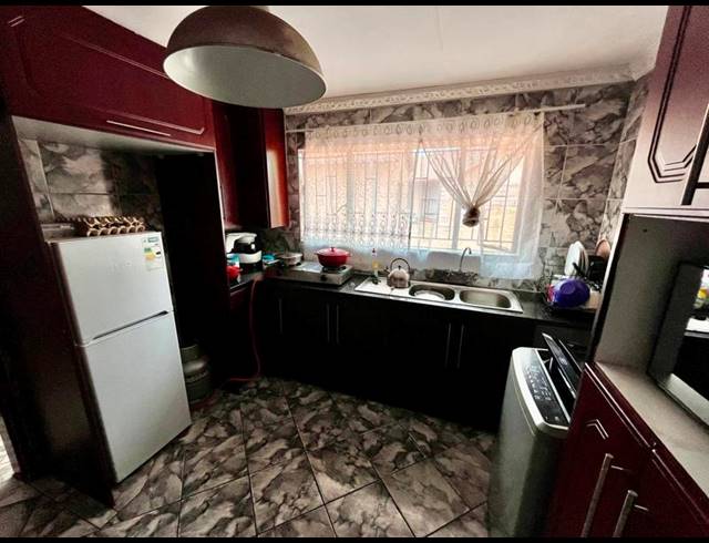 3 BEDROOM HOUSE FOR SALE IN SOSHANGUVE DD